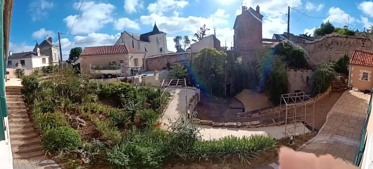 Les Dodos De Rose Bed & Breakfast Doue-la-Fontaine Bagian luar foto