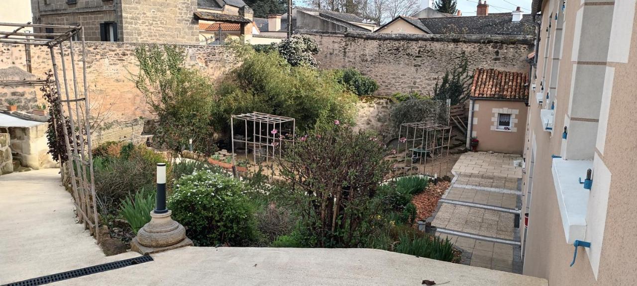 Les Dodos De Rose Bed & Breakfast Doue-la-Fontaine Bagian luar foto