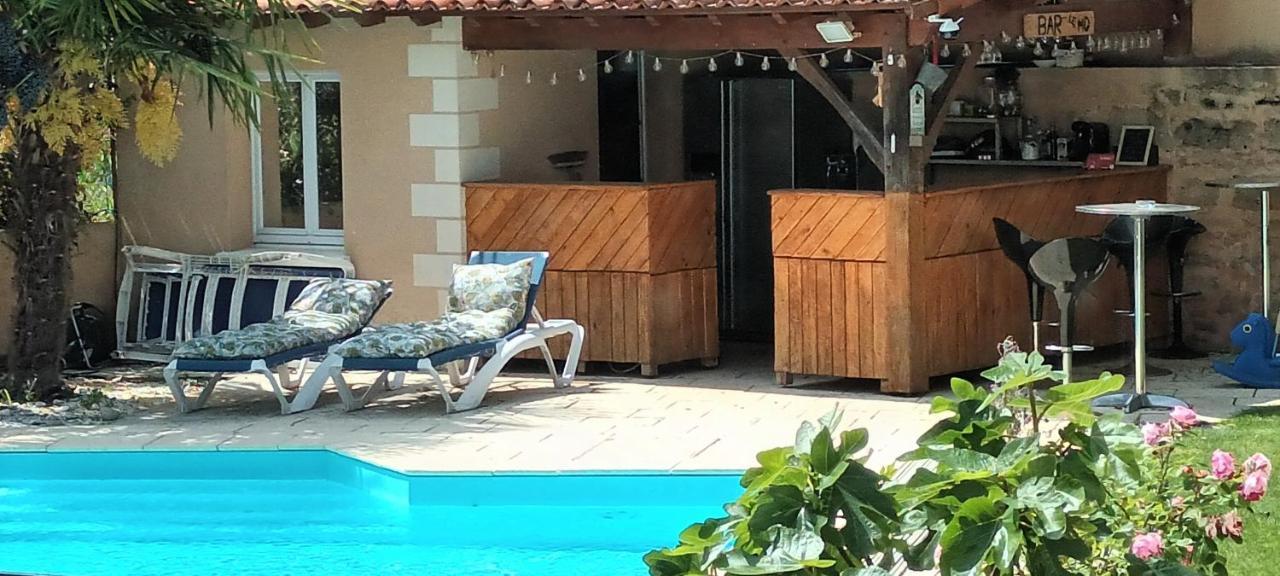 Les Dodos De Rose Bed & Breakfast Doue-la-Fontaine Bagian luar foto